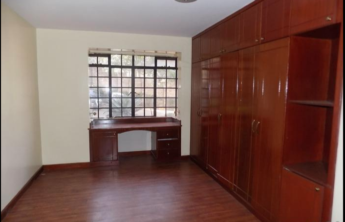 Lovely 3 Bedroom Apartment, Kileleshwa - giroy8