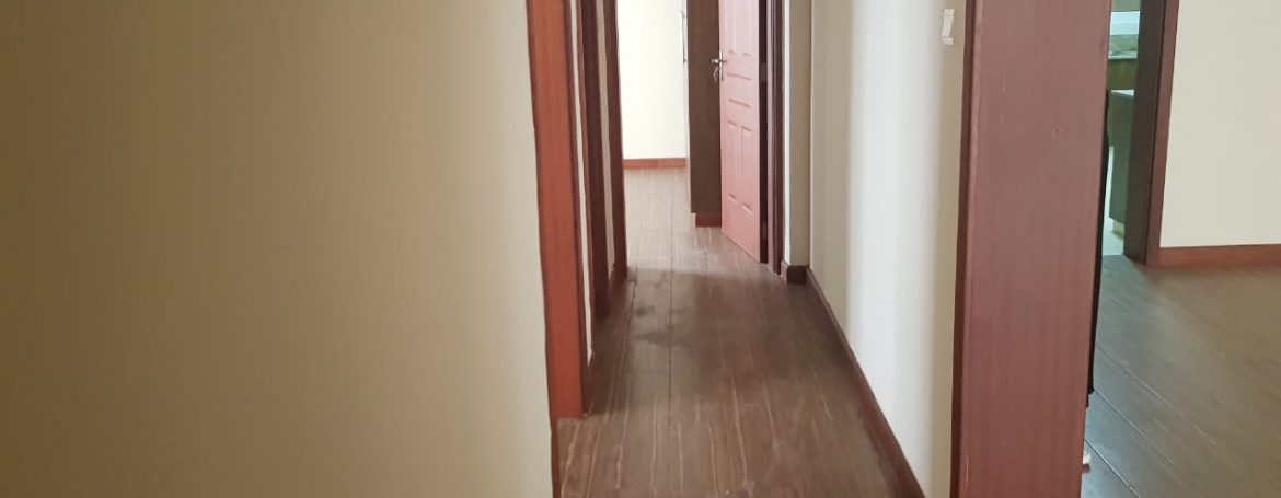 3 Bedroom Apartment All En-suite Plus DSQ for Rent in Riverside at Ksh100,0009