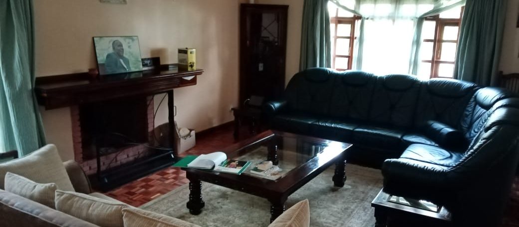 4 Bedroom All Ensuite with Visitor Cloak Room Plus Dsq, Well Done Garden in 1:8 Are for Sale in Lavington, Nairobi at Ksh60M17