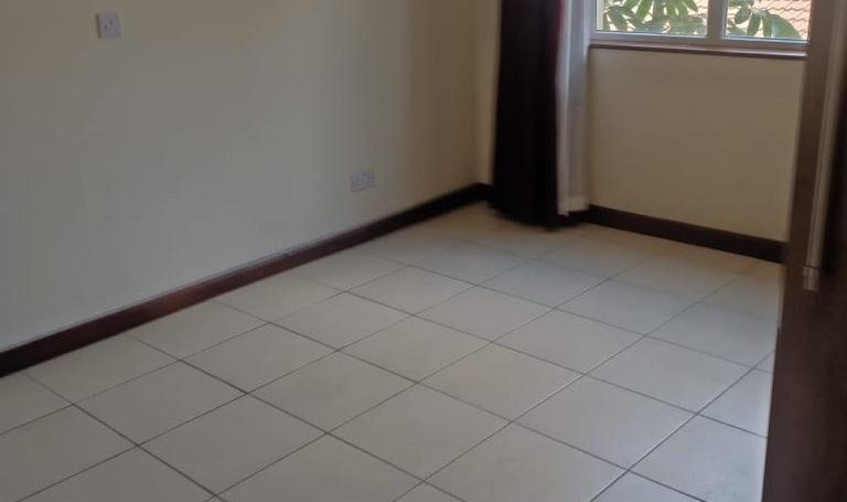4 Bedroom Apartment with 4000sq feet For Rent On School Lane, Westlands19