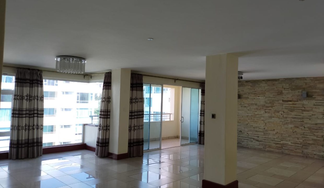 Spacious 3 Bedroom Apartment for Rent along Riverside Drive11