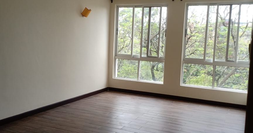 4 Bedroom Apartment for Rent at Ksh200k on Oldonyo Sabuk Avenue16