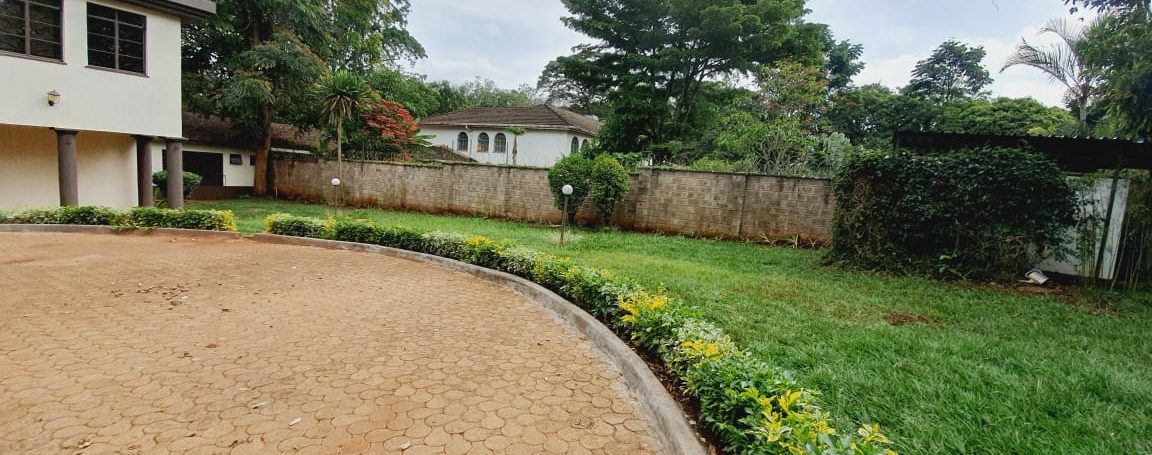 4 Bedrooms All En-suite House for Rent in a compound of 2 units Located Off Peponi Road 5