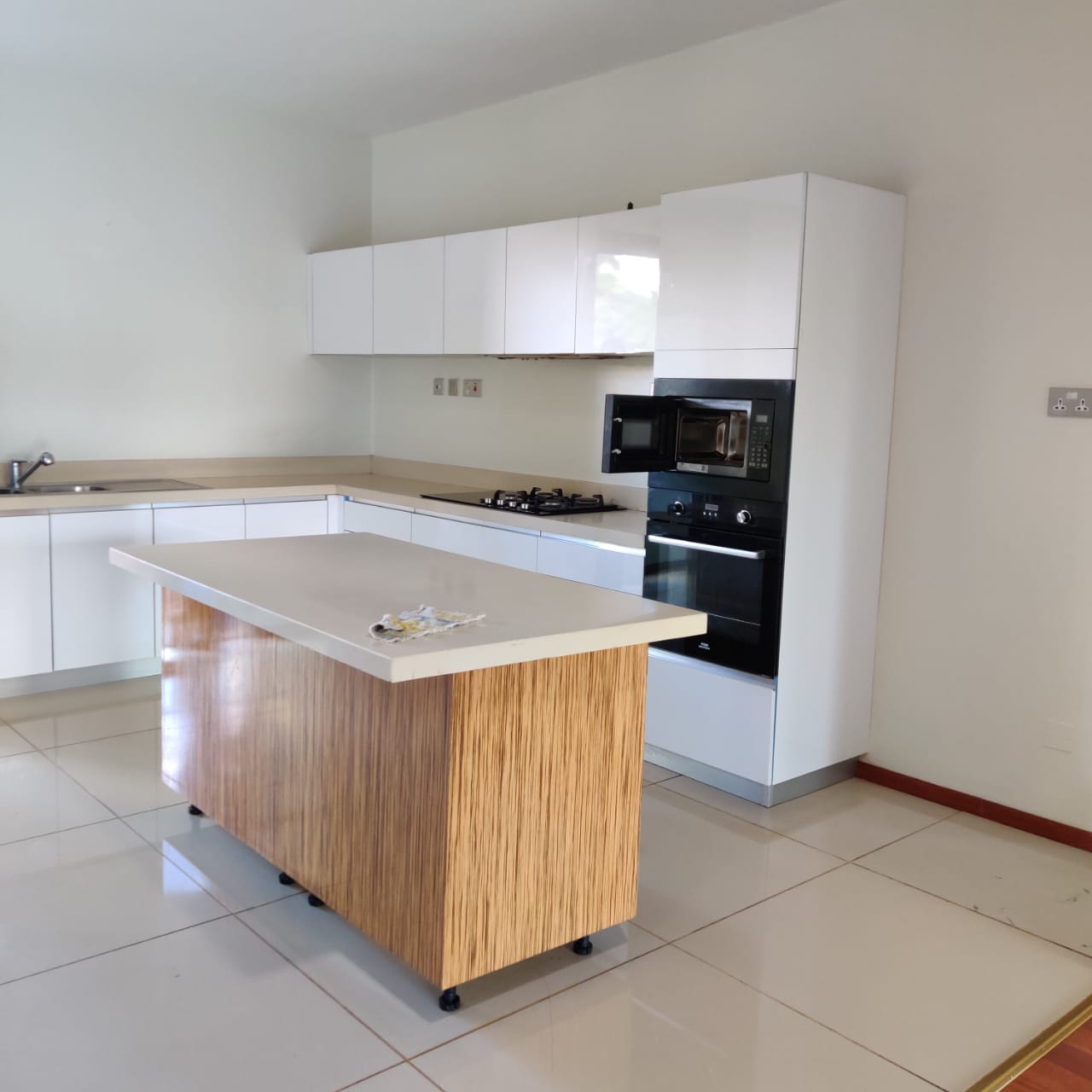 3-Bedroom Apartment with SQ for Rent located in Muthaiga, with a Breathtaking view of Karura Forest - from Ksh160k6