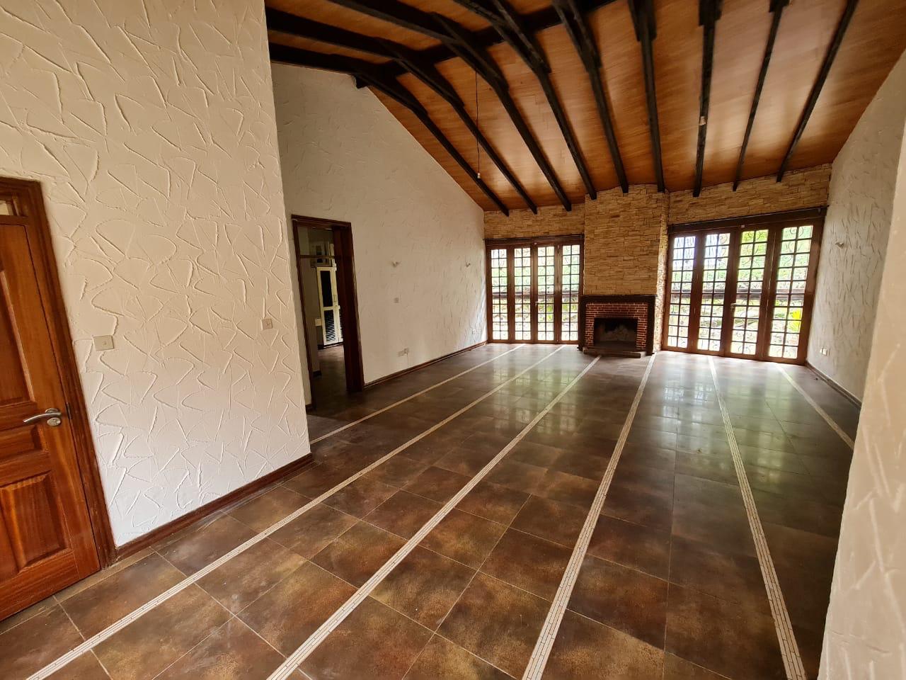 3 Bedroom Cottage All ensuite in Gated Community, Fitted Kitchen, Back up Power, Well Secured at Ksh100k4