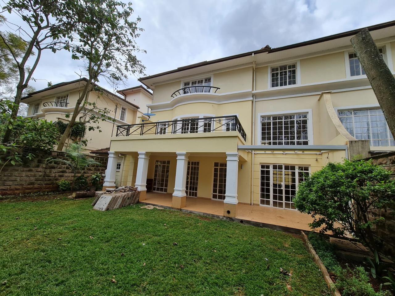 5 Bedroom All Ensuite Townhouse Plus Dsq For Rent at Ksh330k with excellent amenities 17
