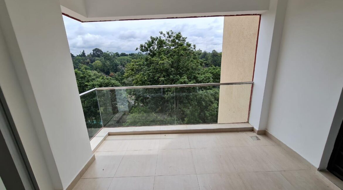4 bedroom apartment, all ensuite for rent at Ksh160k with pool, lift, gym, back up power located in Westlands on General Mathenge Road1