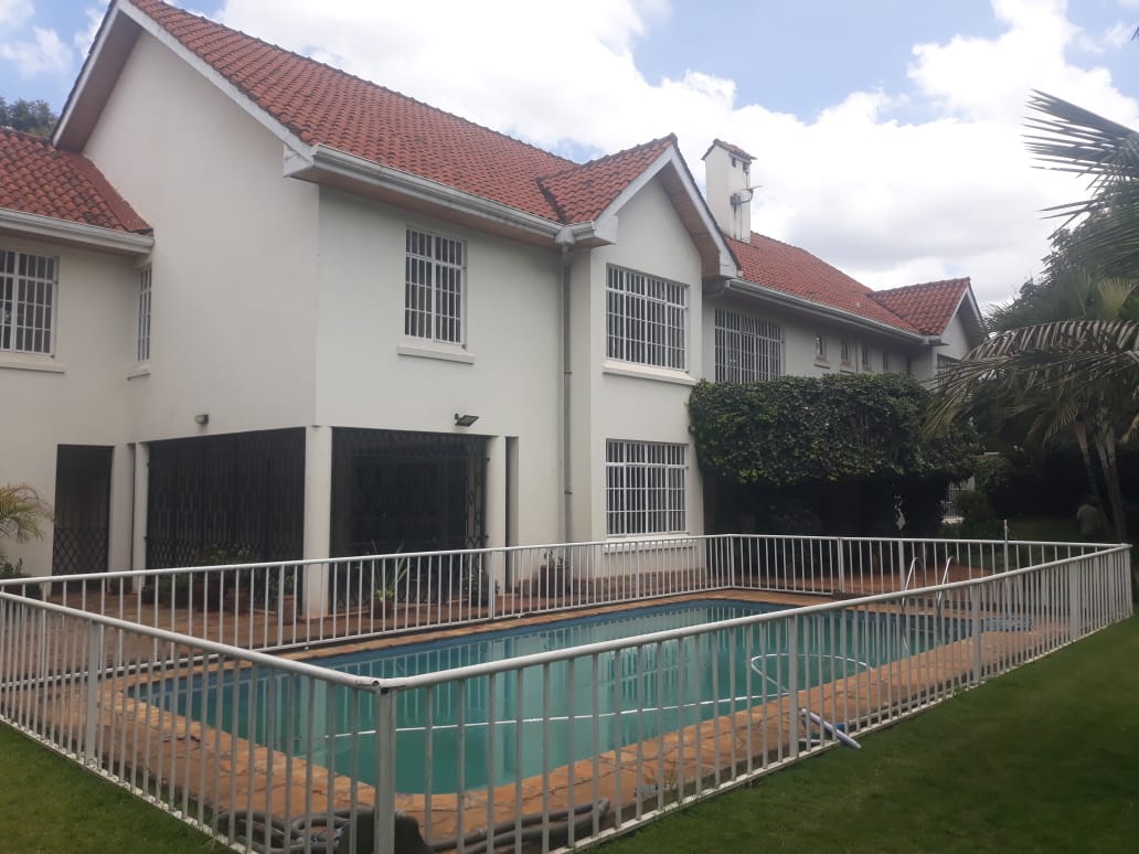 Beautiful 5 Bedroom House All Ensuite for Rent in Nyari at Ksh450k Monthly3