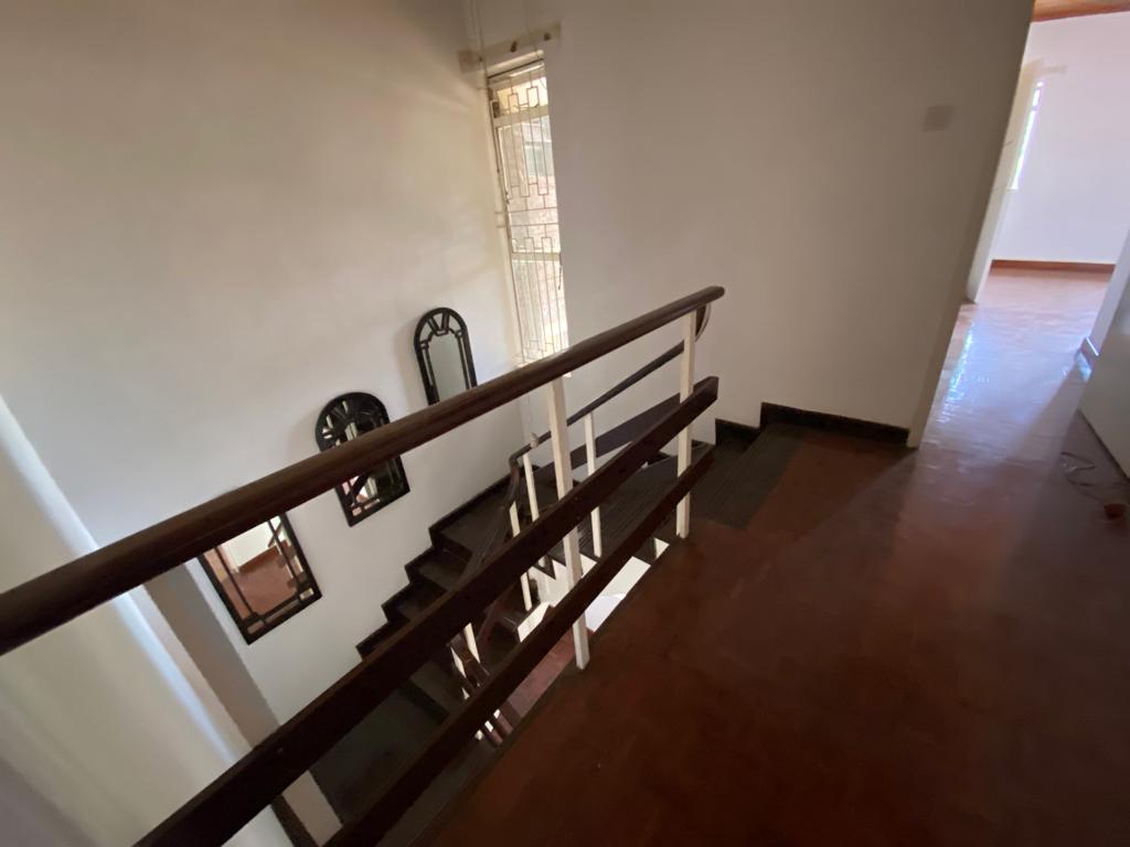 4 Bedrooms 3 ensuite Maisonette for sale in kileleshwa for sale at Ksh25M (19)
