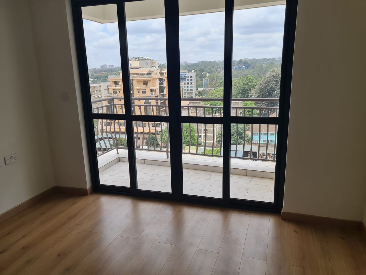 4 Bedroom New Penthouse for Rent in the heart of Westlands with great views, lift, borehole, power backup generator For Rent at Ksh160k (19)