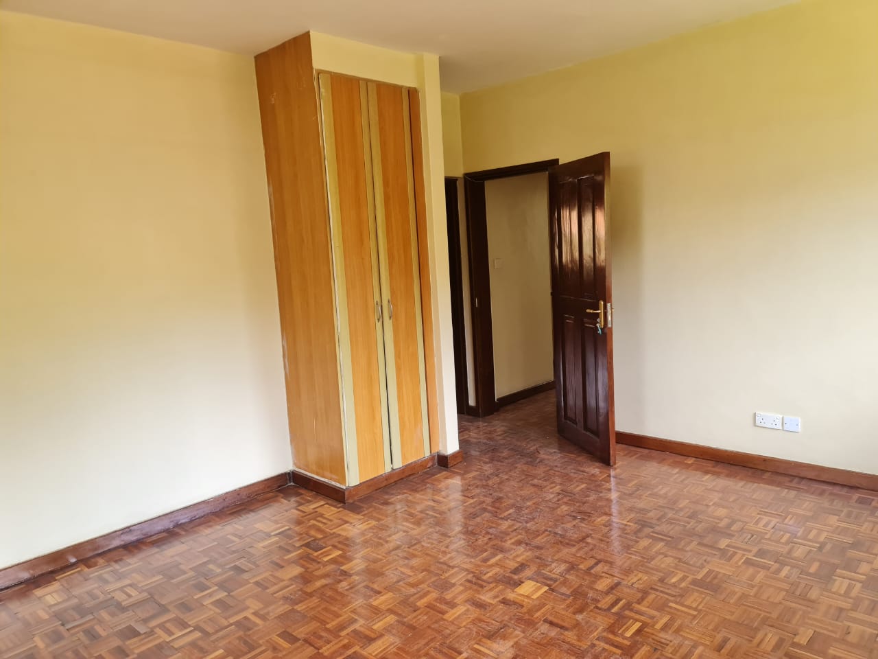 5 Bedrooms House in a gated community of 12 units in Lower kabete for rent at Ksh400k negotiable (13)