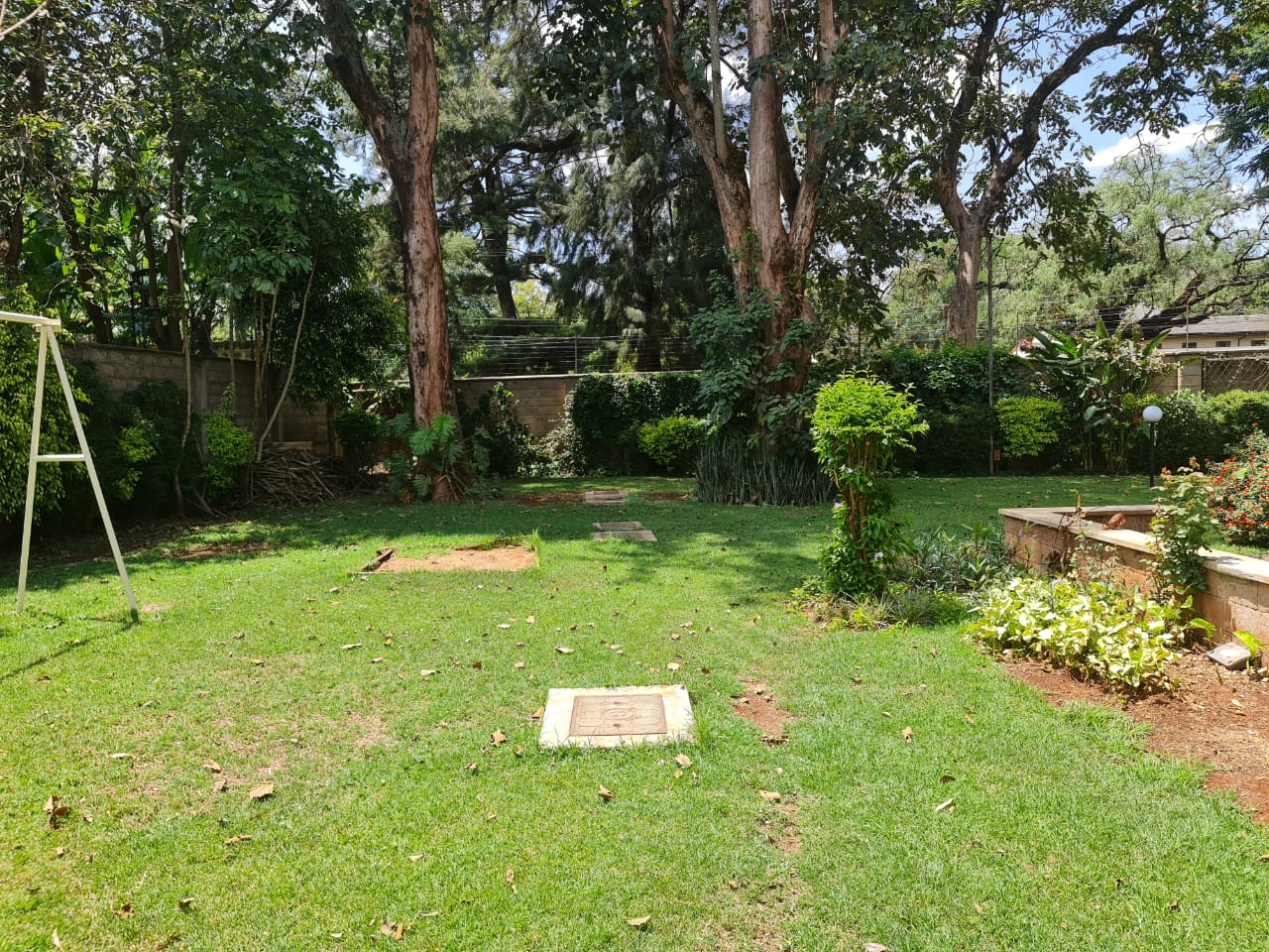 5 Bedrooms House in a gated community of 12 units in Lower kabete for rent at Ksh400k negotiable (16)