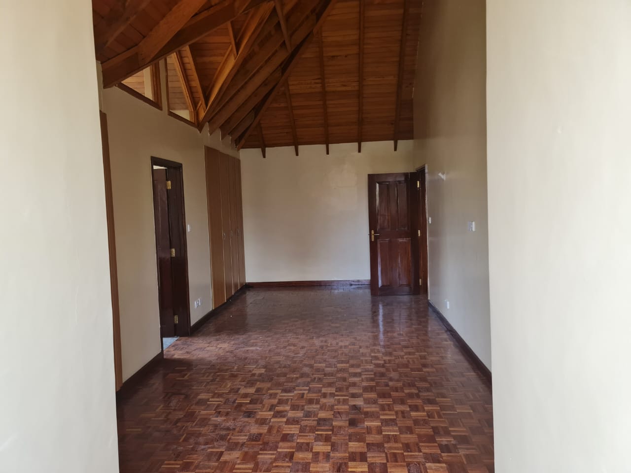 5 Bedrooms House in a gated community of 12 units in Lower kabete for rent at Ksh400k negotiable (8)