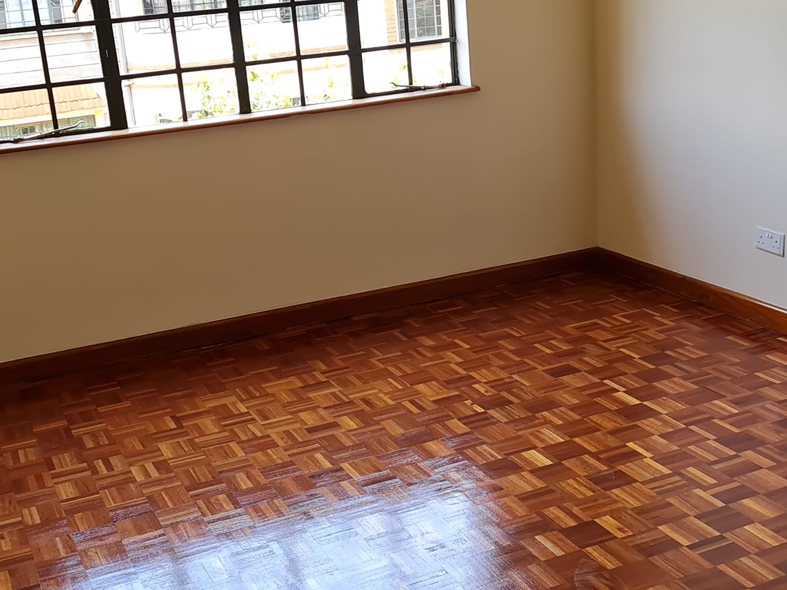 Newly Renovated Spacious 4 Bedroom Apartment for Rent at Ksh95k in Westlands, Raphta Road (12)