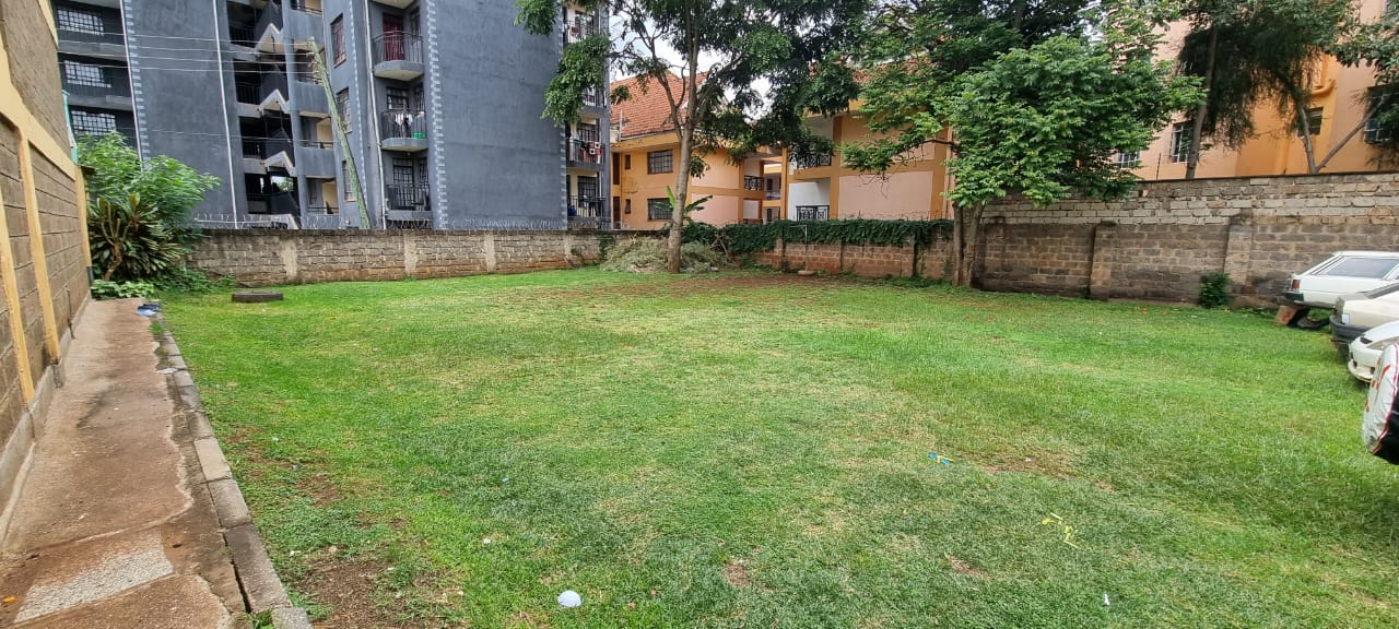 Executive 3 Bedroom Townhouse with DSQ For Rent in Kilimani (2)