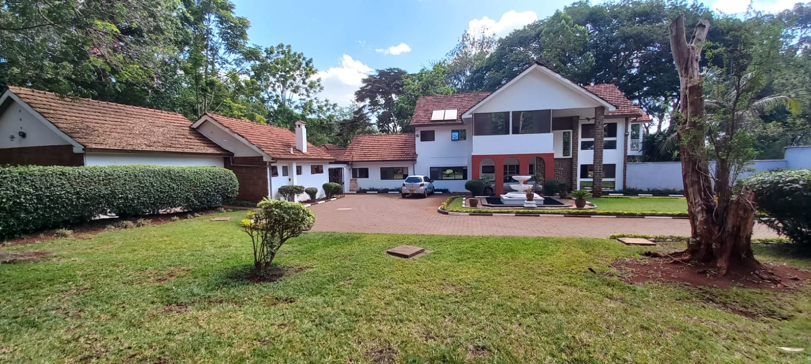 5 Bedroom Double Storey House Strategically Located in Thigiri Suitable for Commercial or Residential Purposes, To Let at Ksh700kMonth (6)