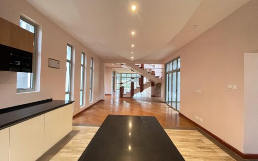 6-Bedroom House for Office Use in Lavington on 0.8 Acres for Rent