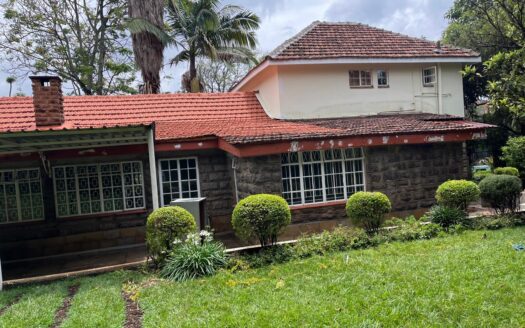 Lavington 6-Bedroom House for Office on 0.8 Acres – Ksh. 700,000