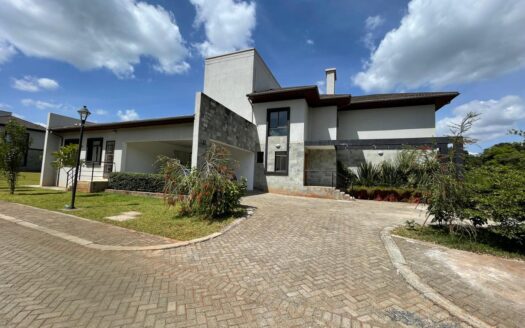 Karen Luxury Villa for Rent on Karen Forest Road with Pool, Gym, and Modern Amenities