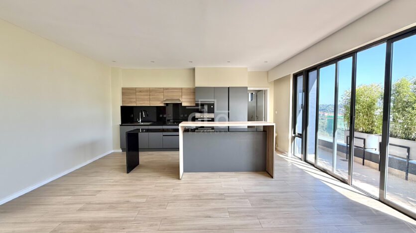 Riverside 4 Bedroom Triplex