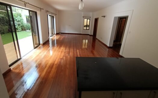 Kileleshwa 4 Bedroom Townhouse – To Let at 380K