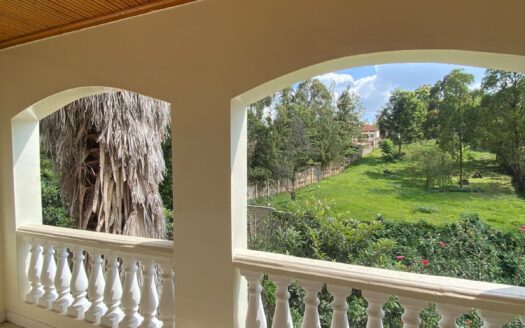 5 BEDROOM VILLAS FOR RENT IN LAVINGTON