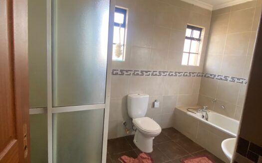 3 BEDROOM PENTHOUSES FOR RENT IN RIVERSIDE