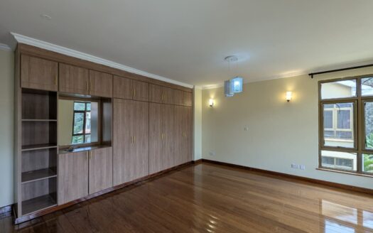5-BEDROOM HOUSE FOR RENT IN LAVINGTON